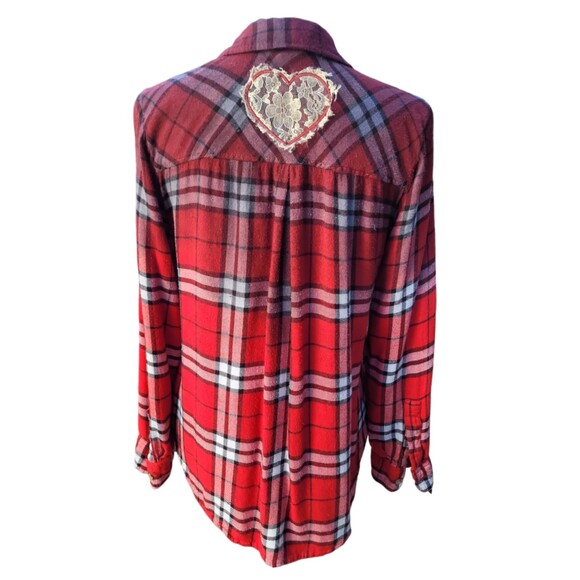 Lace Heart UPCYCLED Flannel | Large - Picture 1 of 6